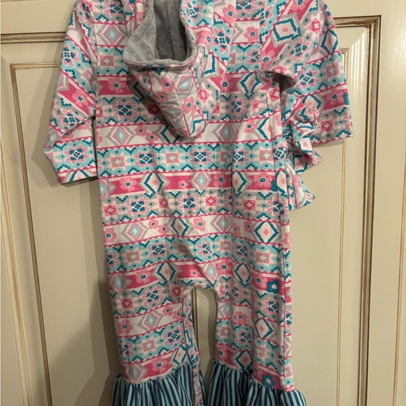 Ric rac ruffles girls size 18 months romper - Picture 3 of 3